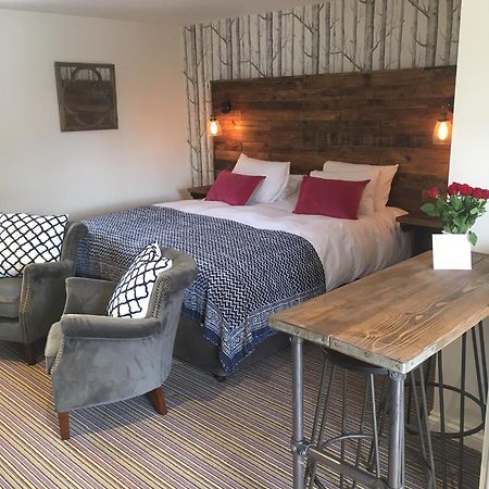 哈顿利霍尔皇冠酒店 Hutton le Hole 外观 照片