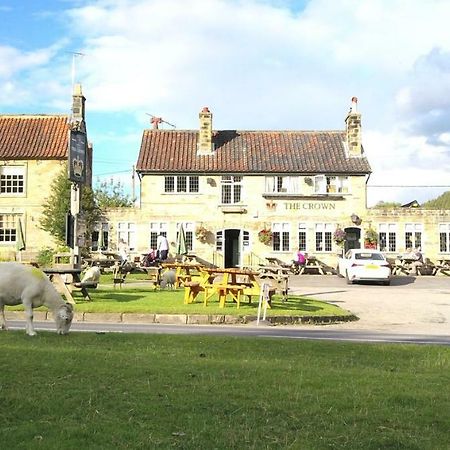 哈顿利霍尔皇冠酒店 Hutton le Hole 外观 照片